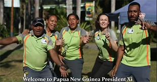 Папуа Шинэ Гвиней улсын иргэд Ши Жиньпинг баярлан угтаж байна